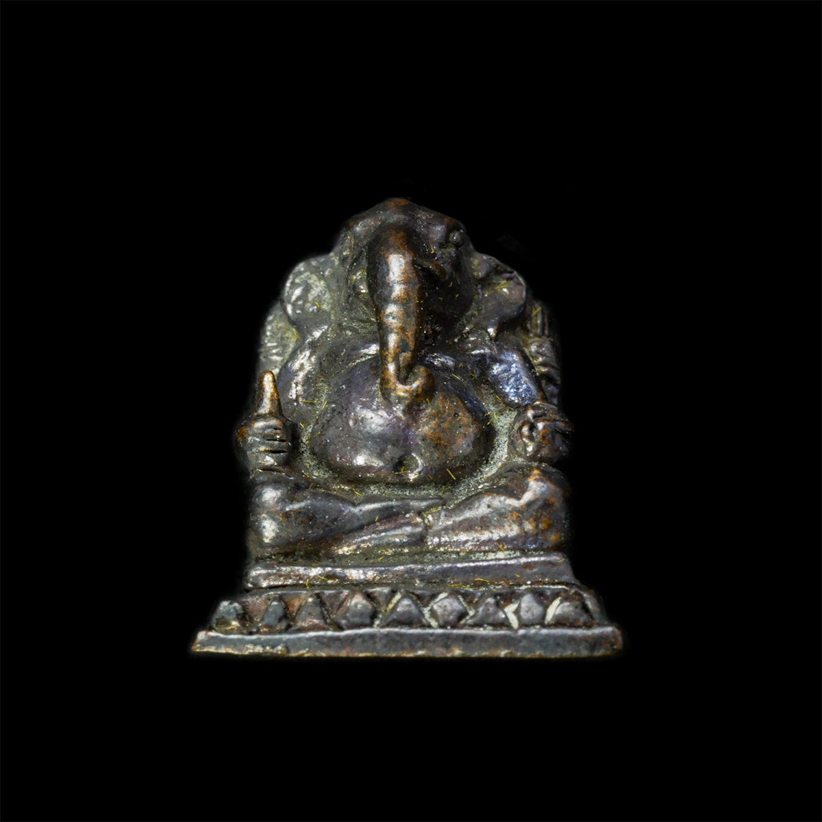 7Jan2026 (13)p.jpg - พระพิฆเนศ รุ่นพ่อให้ 80 ศาลเจ้าพ่อหลักเมือง พระประแดง ปี2551 เนื้อโลหะผสม พิมพ์เล็ก พิธีมหาเทวภิเษก ณ.ศาลเจ้าพ่อหลักเมืองพระประแดง โดยมีรายนามพระเกจิอ [..] | https://kamulet.in.th